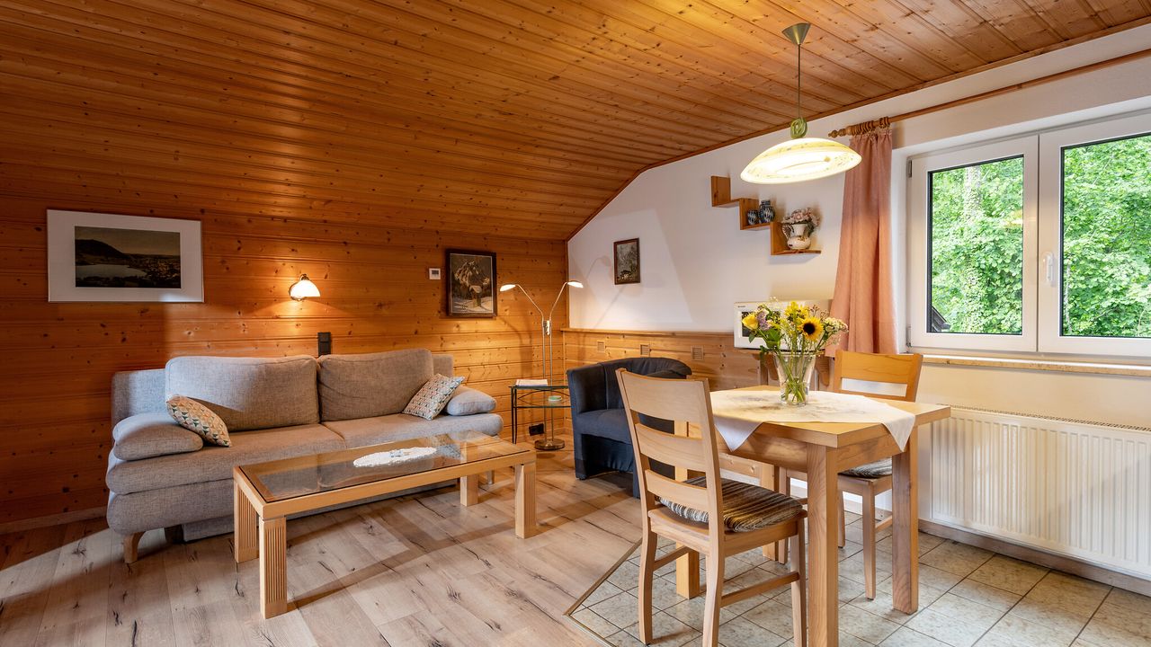 Wohn- und Essbereich in der 51 qm Ferienwohnung Wohn- und Essbereich in der 51 qm Ferienwohnung